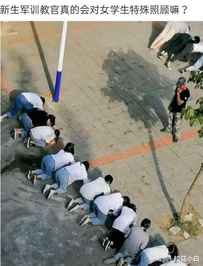 大哥你眼都看直了,吃个早餐至于这样吗?哈哈 大哥你眼都看直了,吃个早餐至于这样吗?哈哈