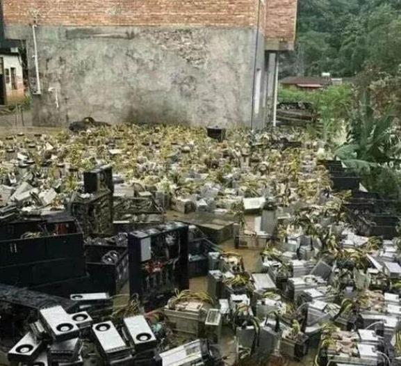 当你觉得自己很惨的时候,看看这组图就舒服多了! 当你觉得自己很惨的时候,看看这组图就舒服多了!