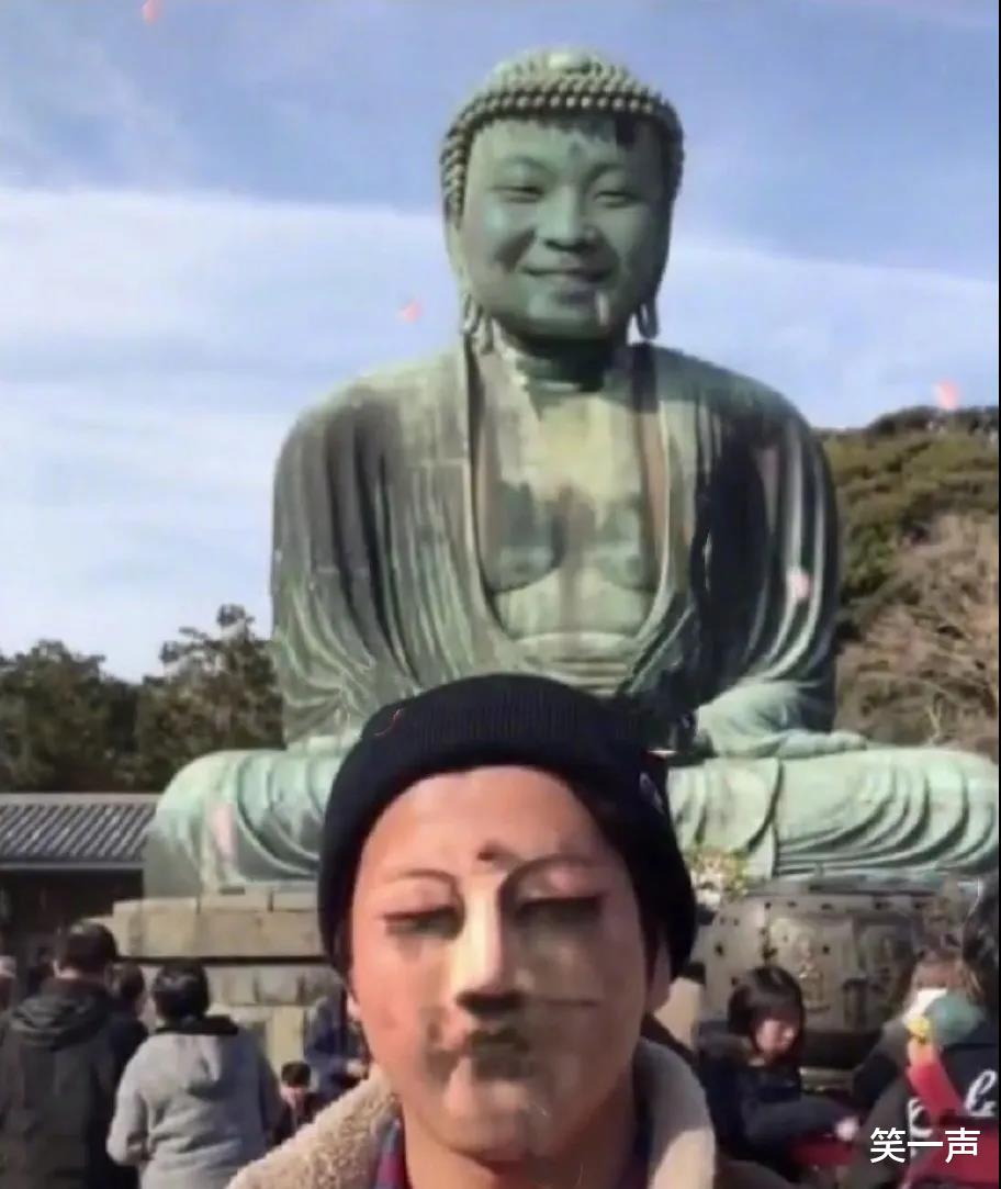 “半夜让兄弟去车站接一下媳妇,看完兄弟发来的照片,越看越觉得不对劲!”哈哈哈哈 “半夜让兄弟去车站接一下媳妇,看完兄弟发来的照片,越看越觉得不对劲!”哈哈哈哈