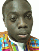 脸黑的好处是可以炫耀自己的亮白牙齿