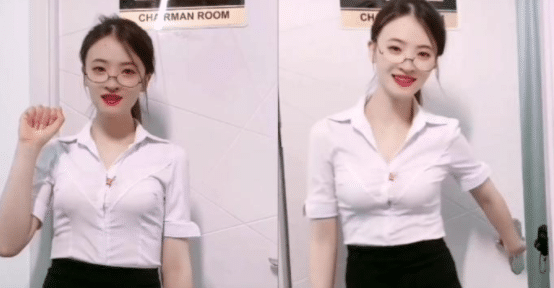 “大叔刷了200万礼物,终于如愿和网红女神见面了...”哈哈哈 “大叔刷了200万礼物,终于如愿和网红女神见面了...”哈哈哈