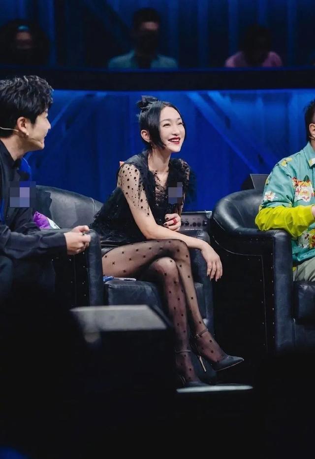 神回复:楼上看美女更适合,一直看不会尴尬 神回复:楼上看美女更适合,一直看不会尴尬