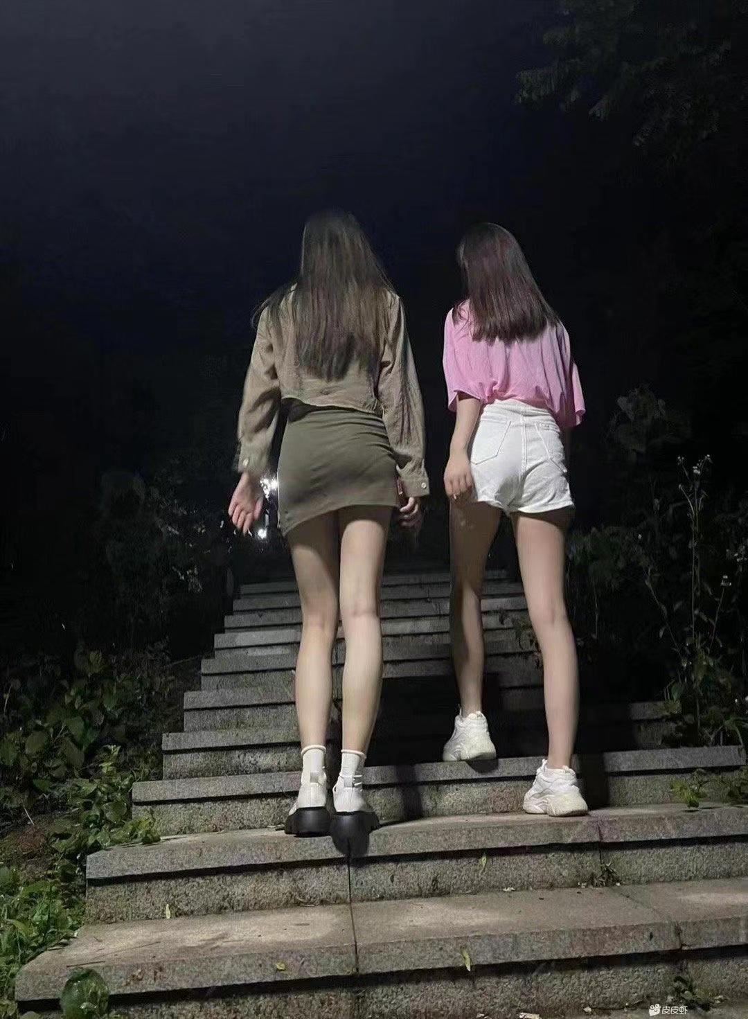 轻松一秒:什么事男生做正常,女生做就是变态? 轻松一秒:什么事男生做正常,女生做就是变态?