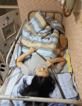 “女生穿这样的衣服是怎么上厕所的?”哈哈哈哈,评论区都是人才啊! “女生穿这样的衣服是怎么上厕所的?”哈哈哈哈,评论区都是人才啊!