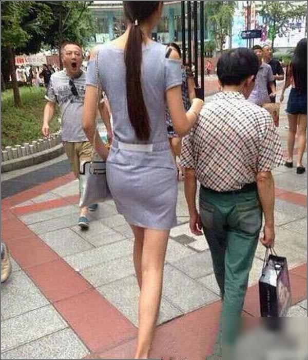 美女,好好的白菜就这样被猪拱了 美女,好好的白菜就这样被猪拱了