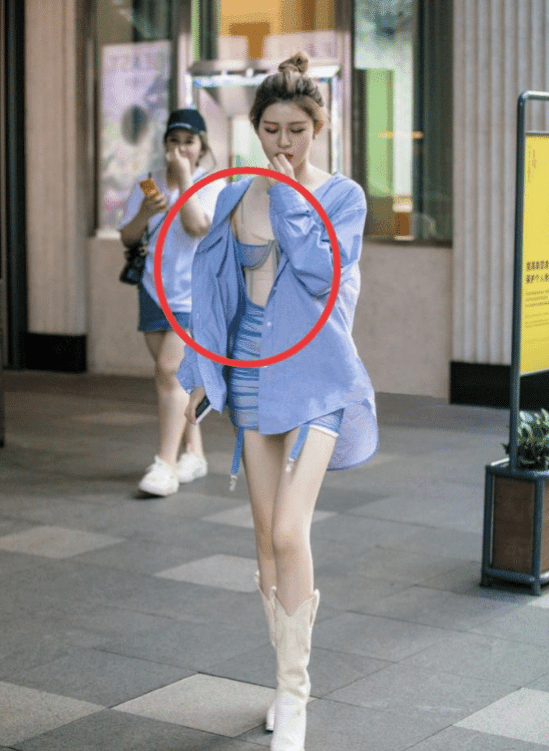 90后的女老师现在太难了,该怎么教学生家长?哈哈哈哈 90后的女老师现在太难了,该怎么教学生家长?哈哈哈哈