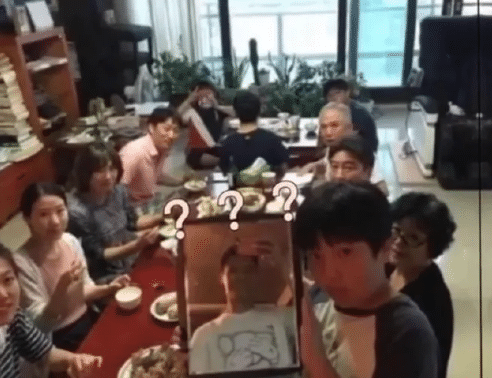 “观音养的金鱼精下界为祸,为什么观音这么惊恐?她在怕什么?”哈哈哈~ “观音养的金鱼精下界为祸,为什么观音这么惊恐?她在怕什么?”哈哈哈~