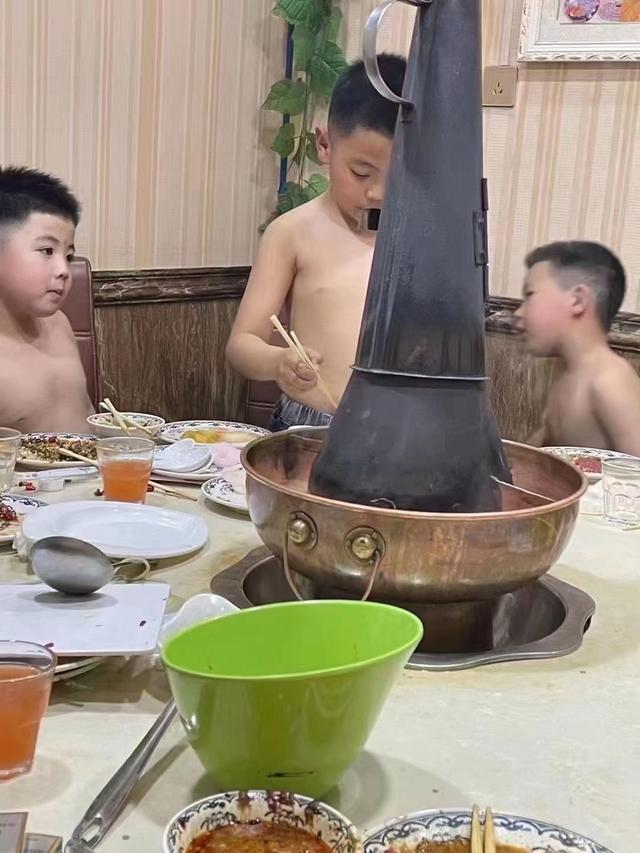 哈哈哈,这个喝多了还得挂儿科 哈哈哈,这个喝多了还得挂儿科