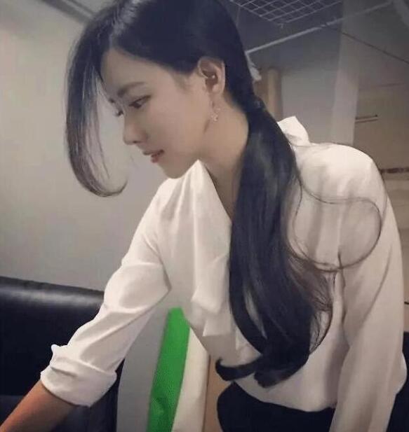 像这种尴尬的事情,要不是在车内亲自看到,说啥我也不可能相信的 像这种尴尬的事情,要不是在车内亲自看到,说啥我也不可能相信的