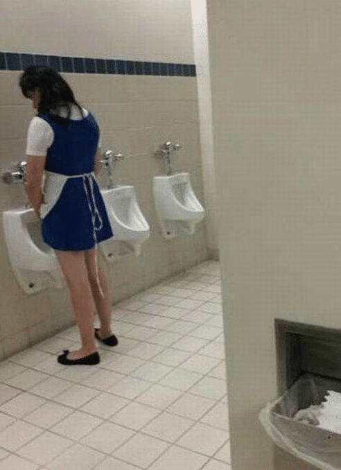 “追尾了一个开路虎的女生,本以为要白捡一媳妇,结果...”哈哈哈笑死了! “追尾了一个开路虎的女生,本以为要白捡一媳妇,结果...”哈哈哈笑死了!