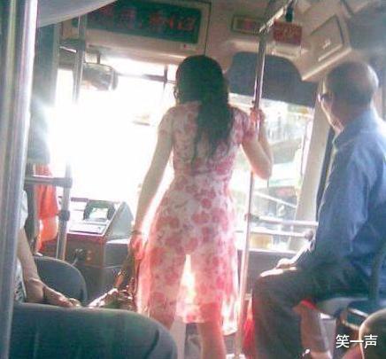“老板娘心情不好,非要拉我去喝酒”,哈哈哈哈此情此景顶不住! “老板娘心情不好,非要拉我去喝酒”,哈哈哈哈此情此景顶不住!