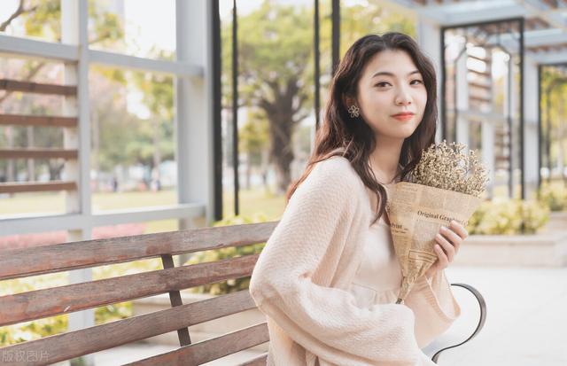幽默搞笑段子:为了弄清楚昨晚为什么失眠?今晚我又失眠了 幽默搞笑段子:为了弄清楚昨晚为什么失眠?今晚我又失眠了