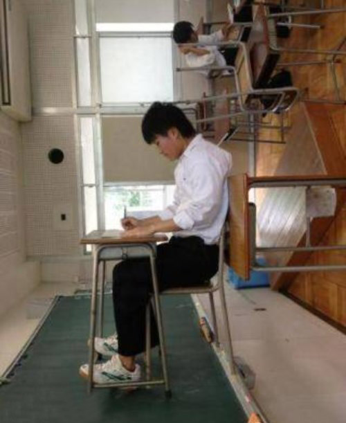 新一代屌丝形象深入人心,搞笑一波接一波。