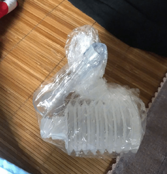 “从女票包里翻出来的,感觉没那么简单...”哇哈哈哈,信息量有点大~ “从女票包里翻出来的,感觉没那么简单...”哇哈哈哈,信息量有点大~