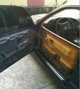 是谁把车门分裂了 是谁把车门分裂了