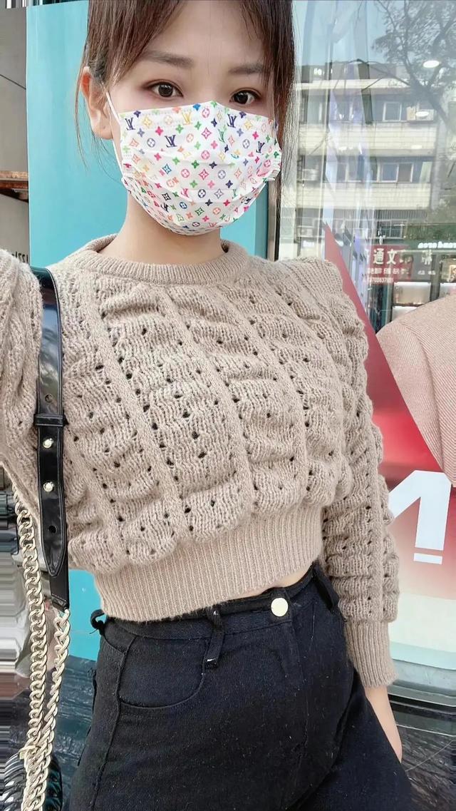 和漂亮表妹一起爬山 要注意什么？