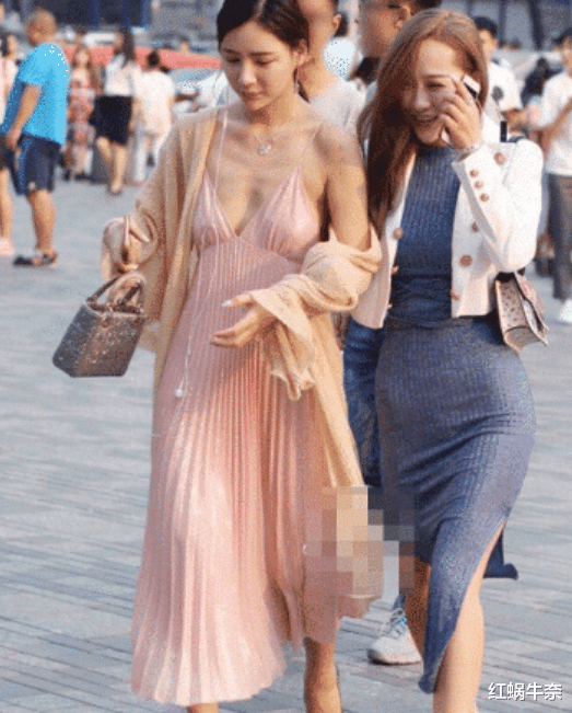 以后彩礼可是要几十万的哦,不准备花几百来体验一下吗?哈哈哈哈! 以后彩礼可是要几十万的哦,不准备花几百来体验一下吗?哈哈哈哈!