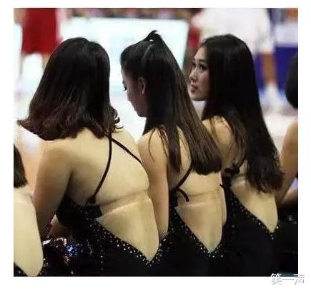 女友同学聚会回来,大家看看这是怎么回事呢?哈哈哈哈,网友的评论很正确啊! 女友同学聚会回来,大家看看这是怎么回事呢?哈哈哈哈,网友的评论很正确啊!