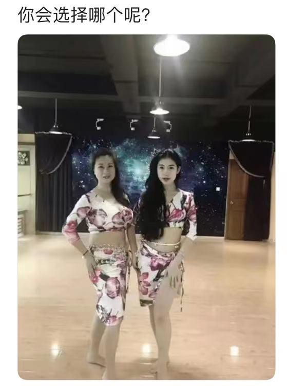 轻松一秒:只要衣服换的快,没有悲伤只有爱! 轻松一秒:只要衣服换的快,没有悲伤只有爱!