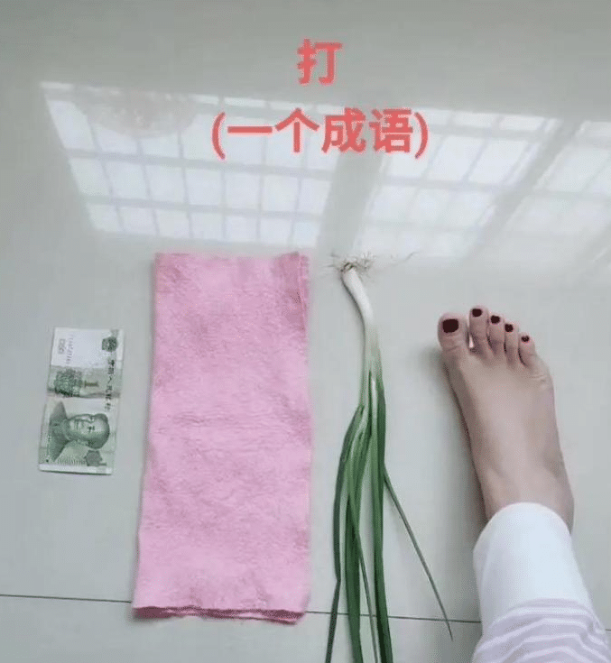“兄弟把我女友抢了,于是我加了他姐微信...”剧情发展太搞笑了!哇哈哈哈哈~ “兄弟把我女友抢了,于是我加了他姐微信...”剧情发展太搞笑了!哇哈哈哈哈~