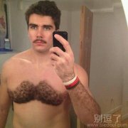 一个哥们的毛发。。 一个哥们的毛发。。