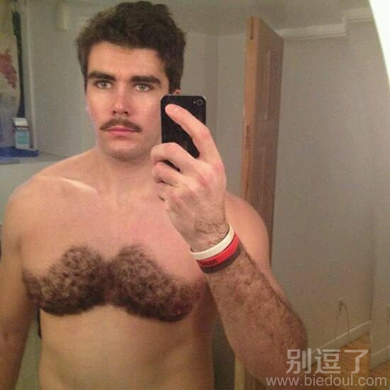 一个哥们的毛发。。 一个哥们的毛发。。