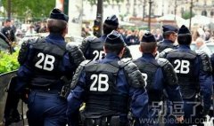 一群搞笑的2B。 一群搞笑的2B。