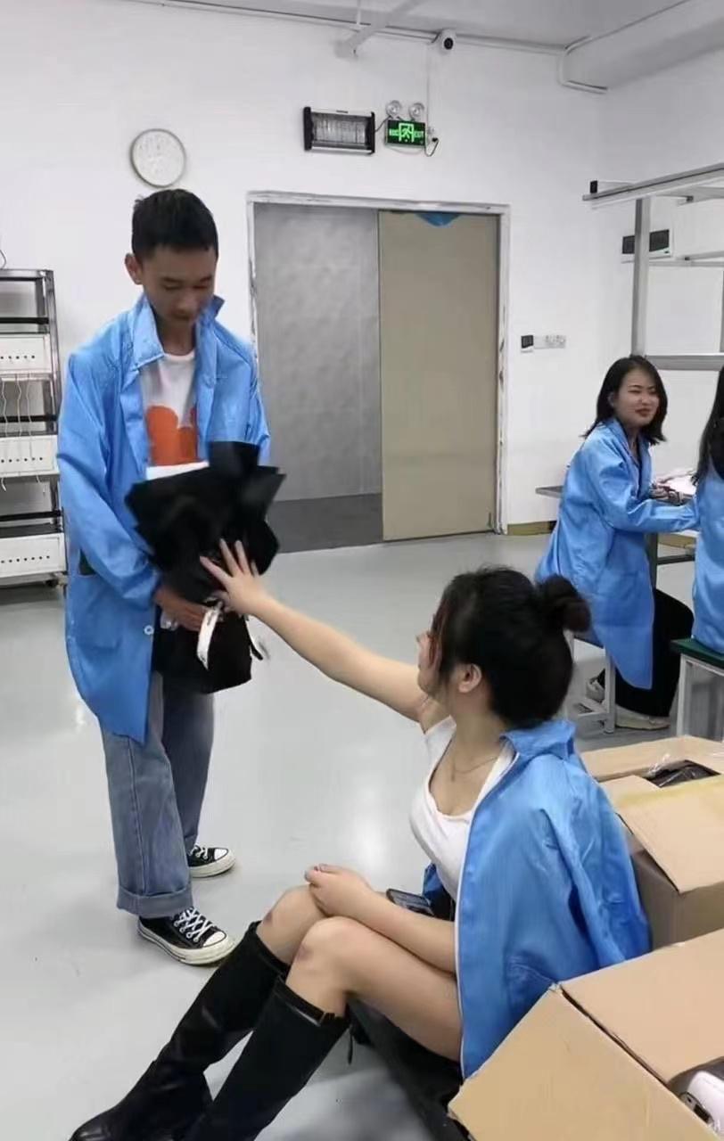 轻松一秒:这衣服!能驾驭起来的都是个狠人! 轻松一秒:这衣服!能驾驭起来的都是个狠人!