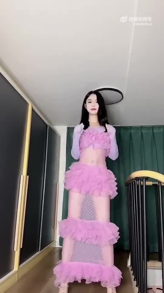 轻松一秒：这衣服！能驾驭起来的都是个狠人！