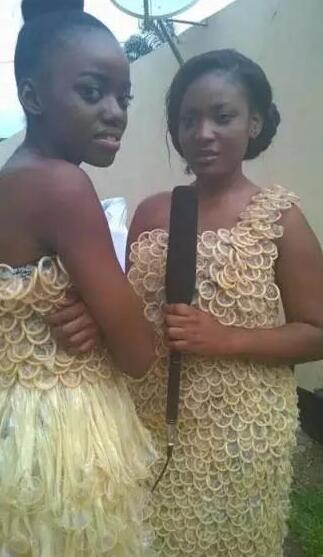 这衣服啥材质做的呢