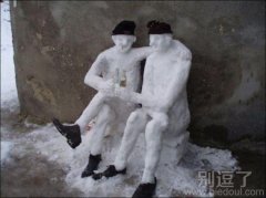 哥俩好,来喝一壶。 哥俩好,来喝一壶。