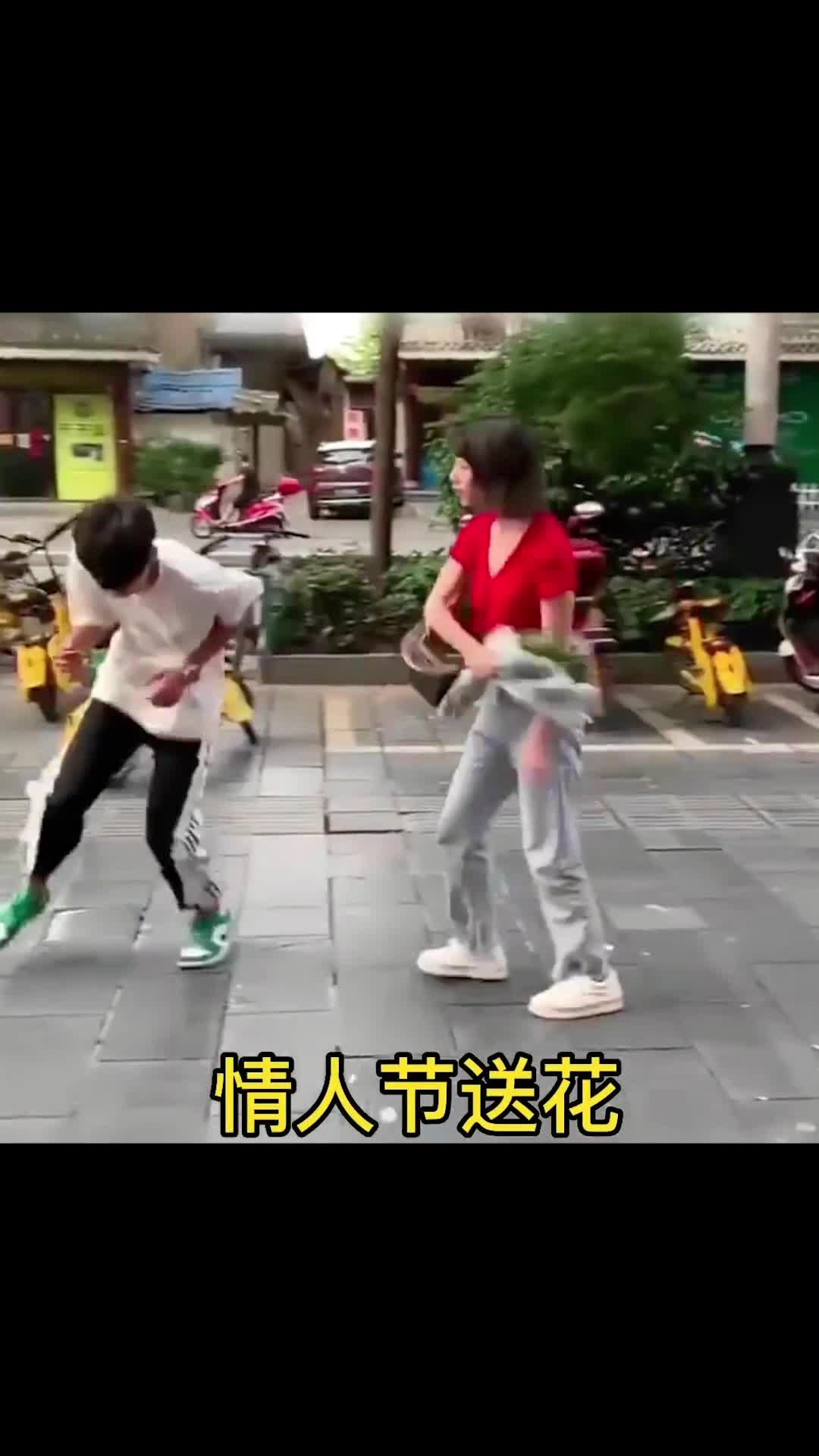 “又TM送花，我不喝醉，你怎么有机会！！！”