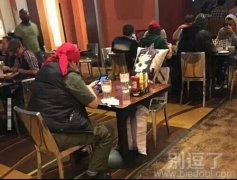 宝贝儿，今天怎么不吃饭呀