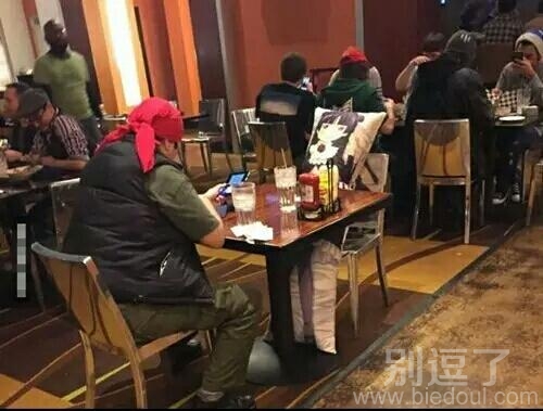 宝贝儿，今天怎么不吃饭呀