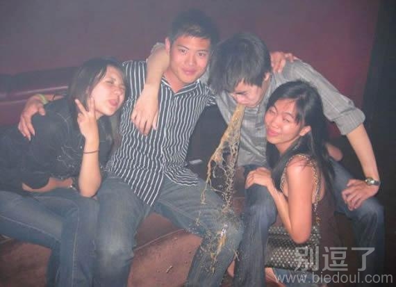 难怪他会吐，我考了额