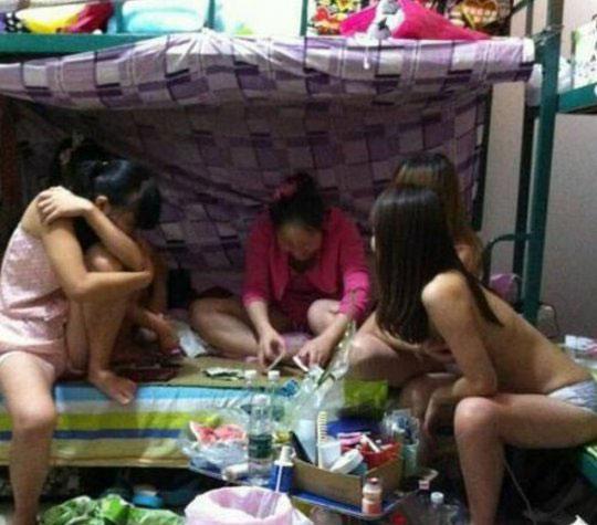 笑话图片 女汉子的寝室日常! 笑话图片 女汉子的寝室日常!