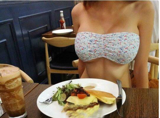 这份早餐太丰盛啦! 这份早餐太丰盛啦!