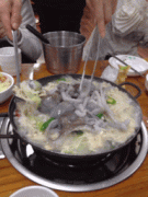 这还让我怎么吃的下去呀恶搞gif