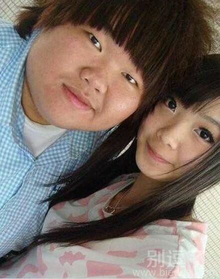 一对可爱的情侣。 一对可爱的情侣。