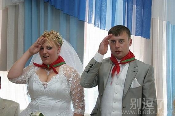 我们是光荣的少先队员 我们是光荣的少先队员