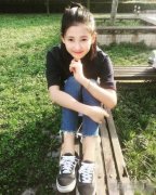 屌丝的故事：和美女一起挤