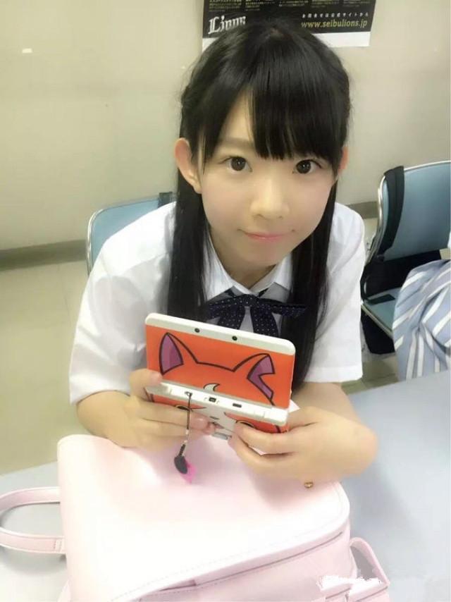 屌丝的故事：和美女一起挤