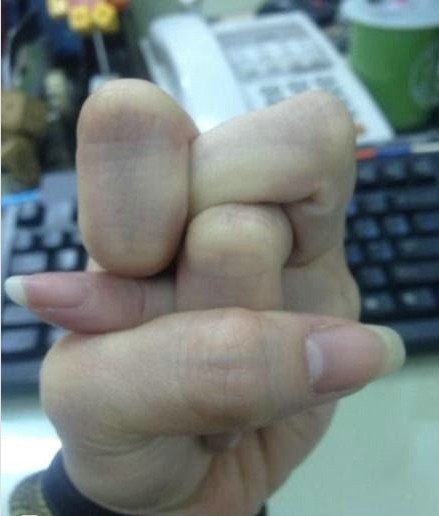 搞笑趣图 用手你都可以做什么