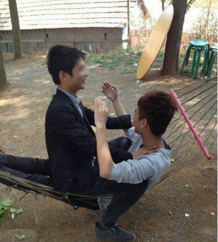 你们在做什么游戏呀 你们在做什么游戏呀