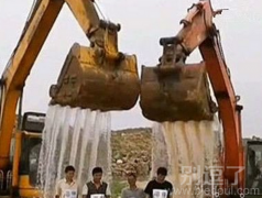 制造水帘洞效果啊! 制造水帘洞效果啊!