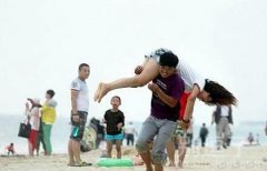 你花钱也太浪费了。