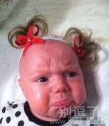 坑儿子的父母啊宝宝都要哭了