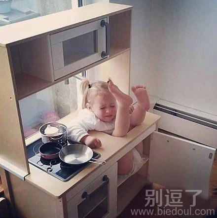 一个小孩子的座椅。