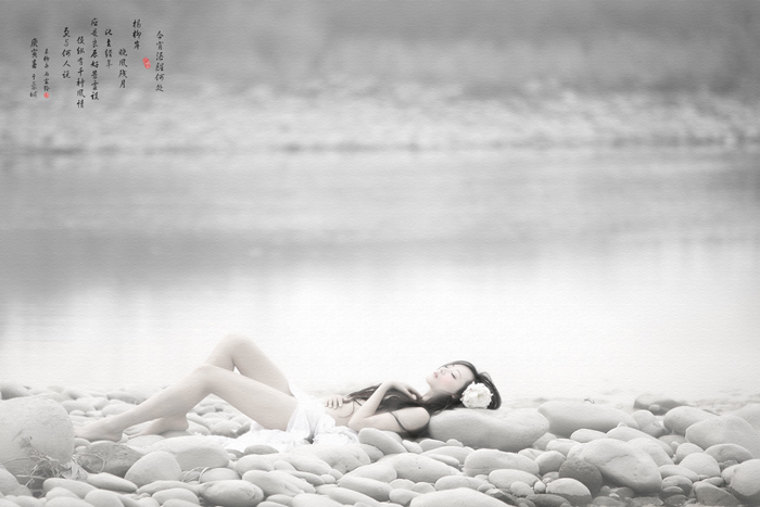 成熟少女艺术摄影欣赏——秃废美。