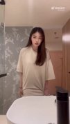 轻松一秒：韩国女高中生的校裙这么短的吗？